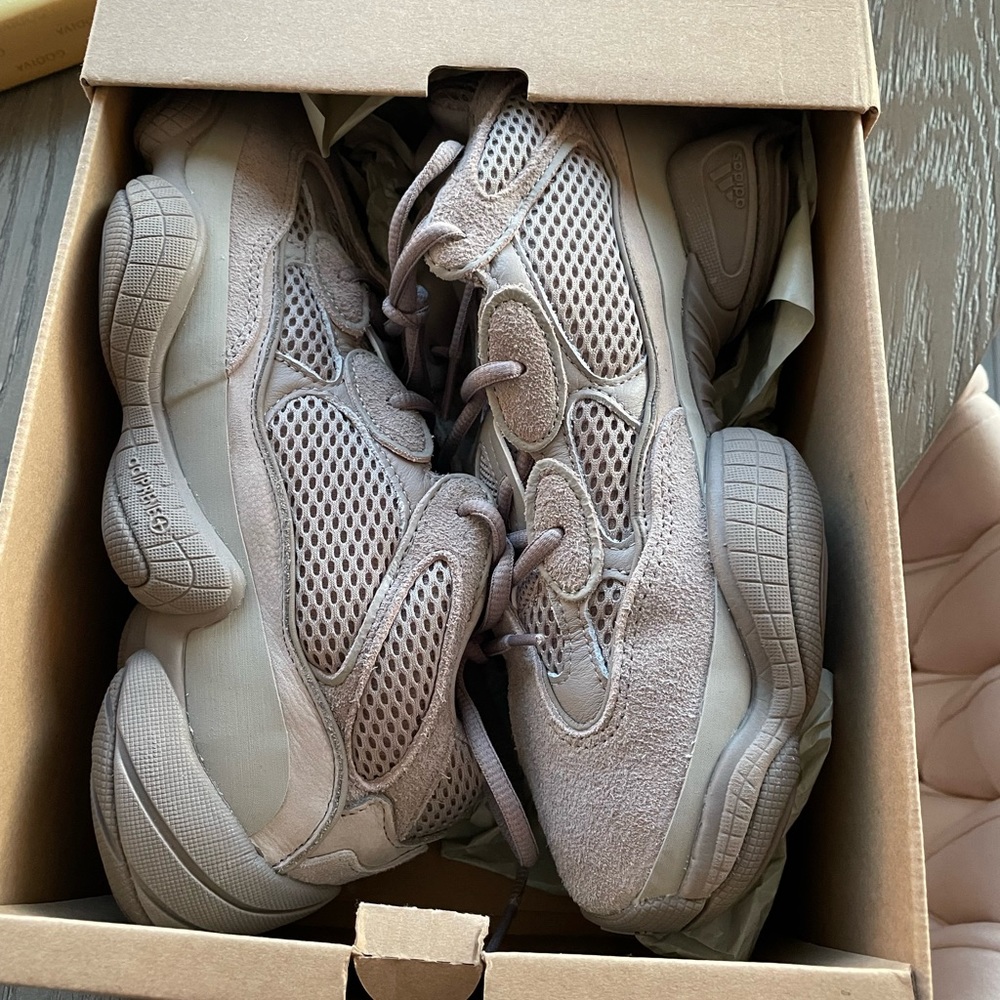 Yeezy 500 ASHGRY size 9